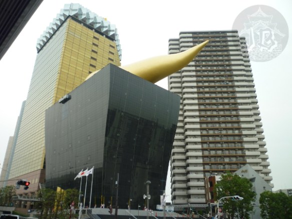 The Asahi building, with horns like a bull