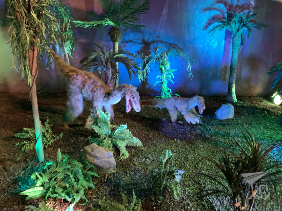 dinosaur animatronics: feathered dinos