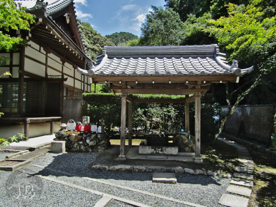 A Shinto purifying fountain