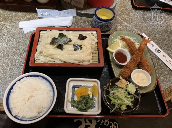 Lunch set: cold soba, white rice, breaded prawns, pickles, and green tea