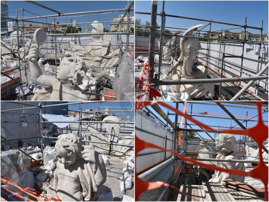 Sculptures at the top of Puerta de Alcalá