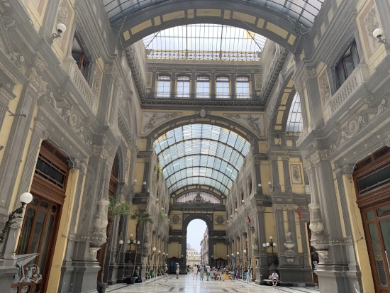 Commercial gallery in Naples