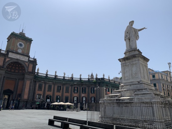 Dante Square, Naples