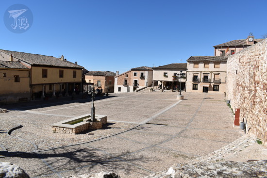 Main square in Hita