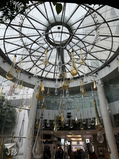 Passage Du Havre escalators