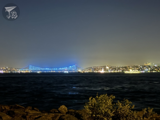 Golden Horn at night
