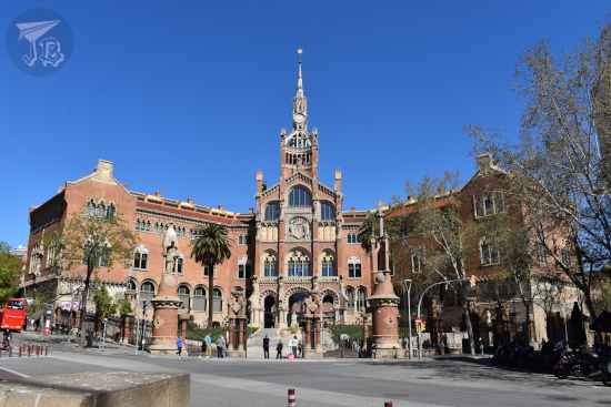 Hospital San Pau from the street