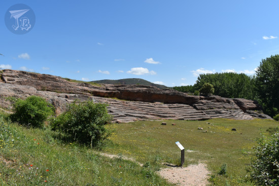 Tiermes: terraces carved into the rock where people could have sat