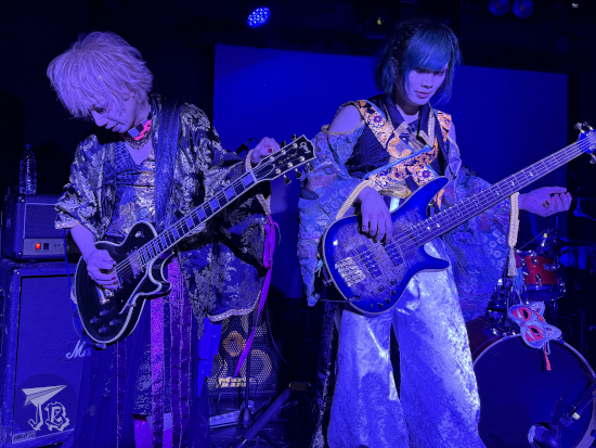 Rock guitarists wearing cheap traditional Japanese clothes